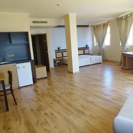 Elenite Private Apartments Apartment