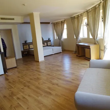 Apartment Elenite Private Apartments